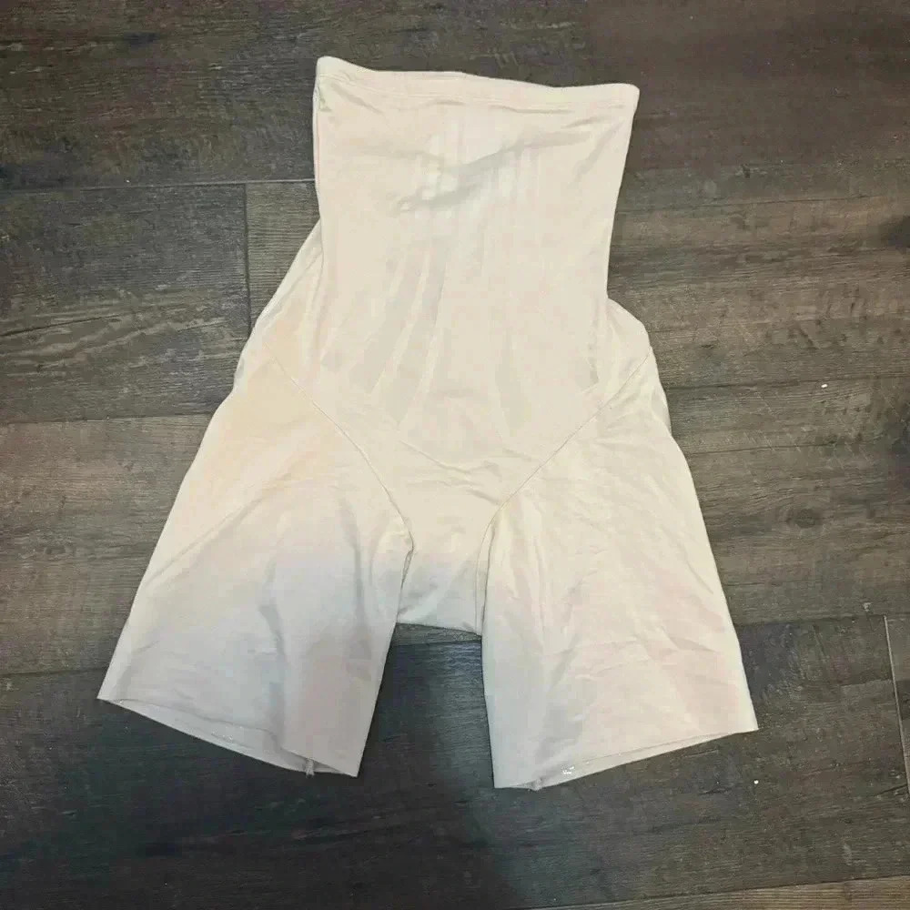 NWOT MIRACLESUIT 2569 MODERN MIRACLE LYCRA FITSENSE HI-WAIST THIGH SLIMMER M - Picture 3 of 5